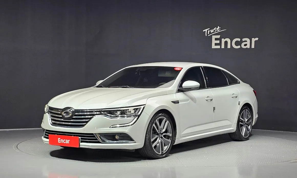 Renault SM6