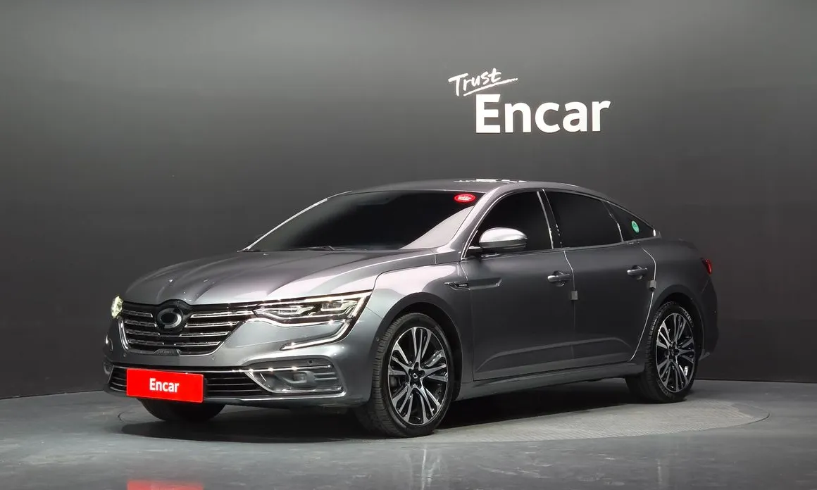 Renault SM6