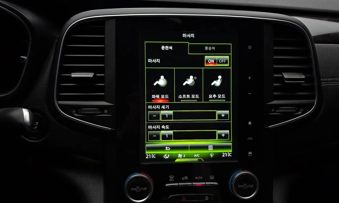 Renault SM6