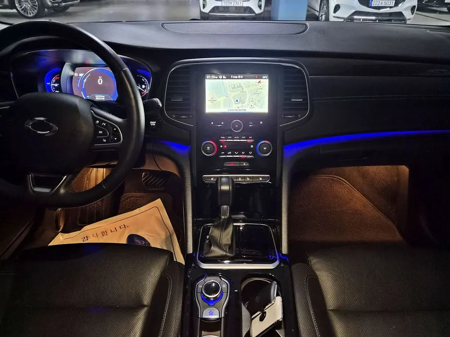 Renault SM6
