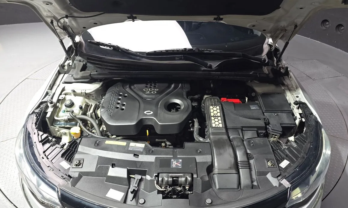 Renault SM6