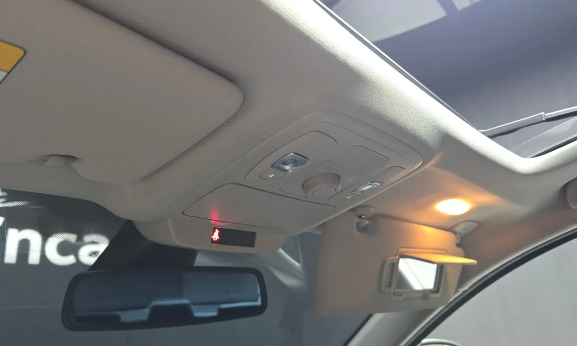 Renault SM6