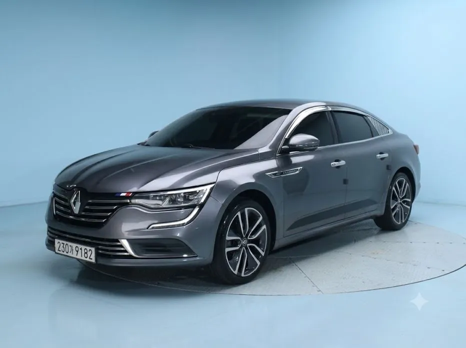 Renault SM6