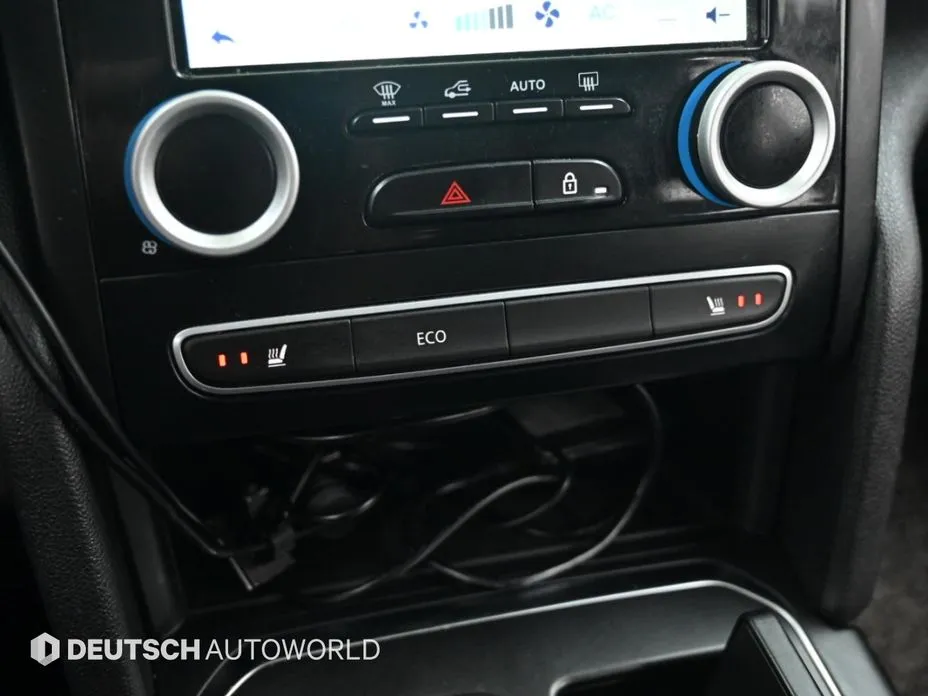 Renault SM6