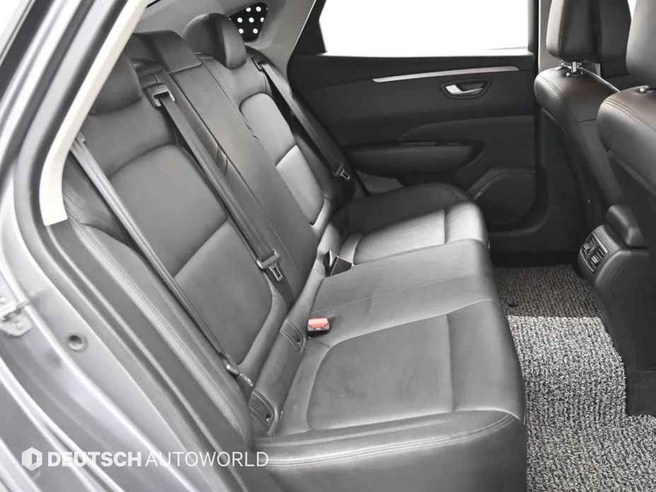 Renault SM6