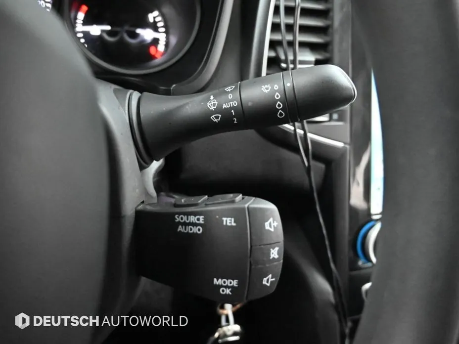 Renault SM6