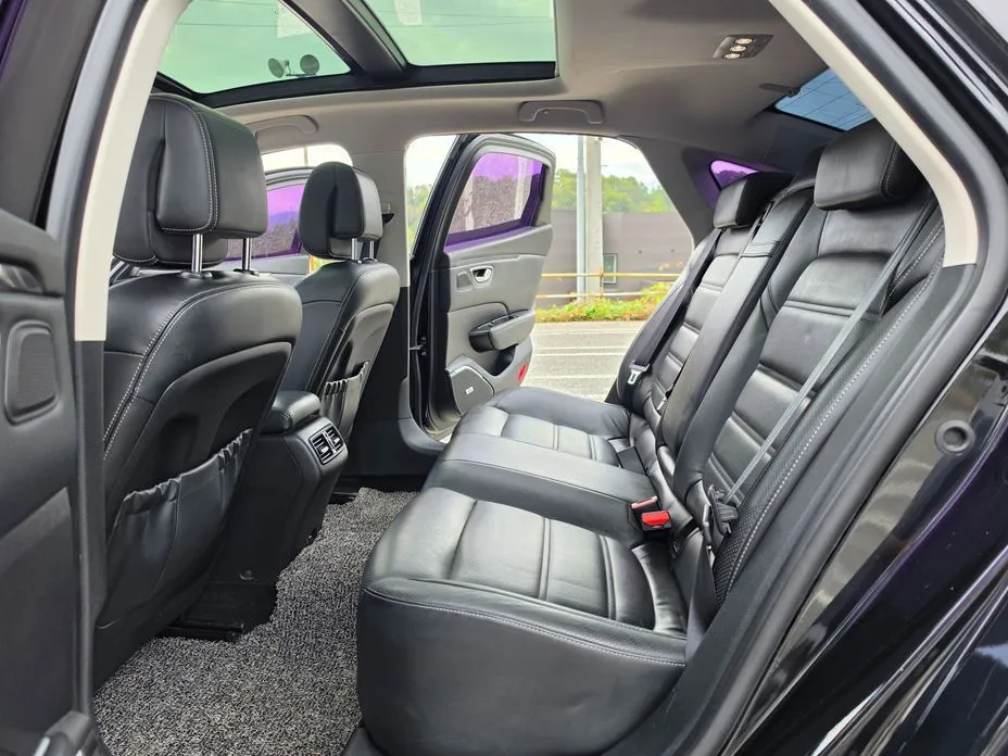 Renault SM6