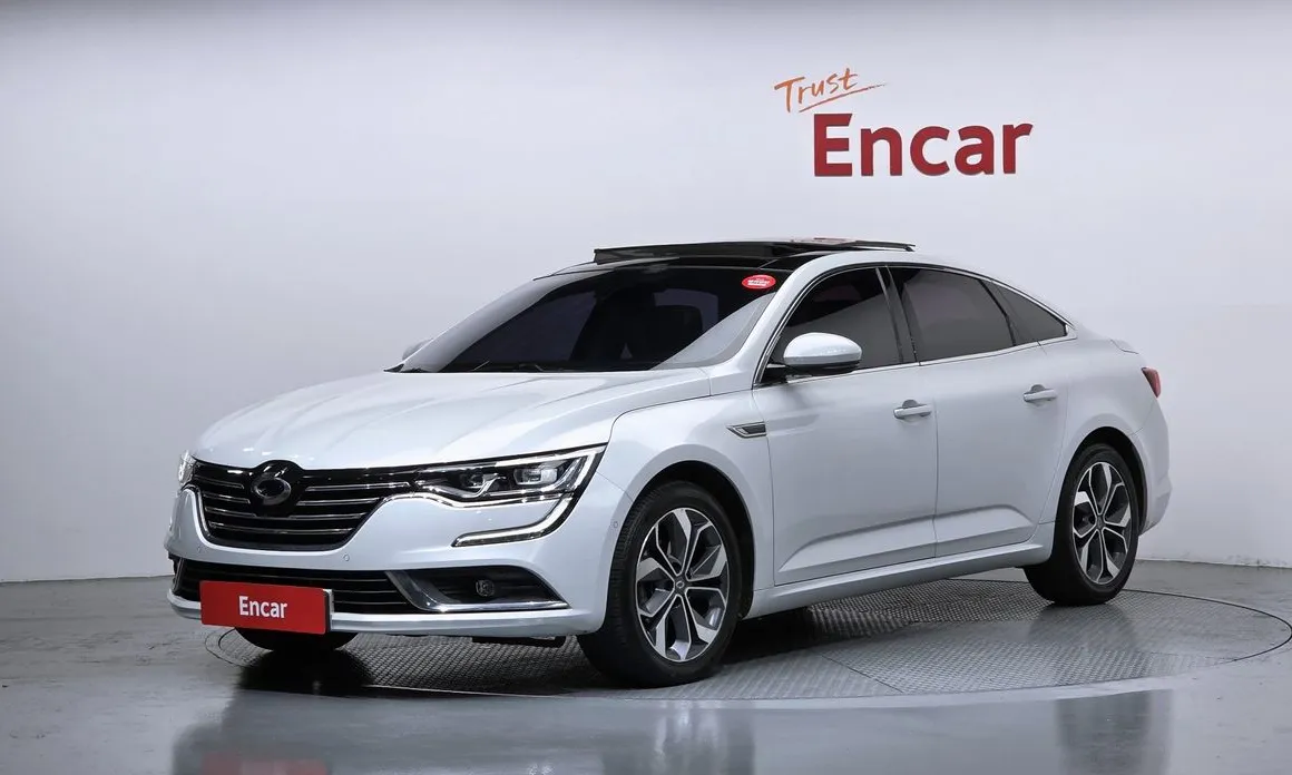 Renault SM6
