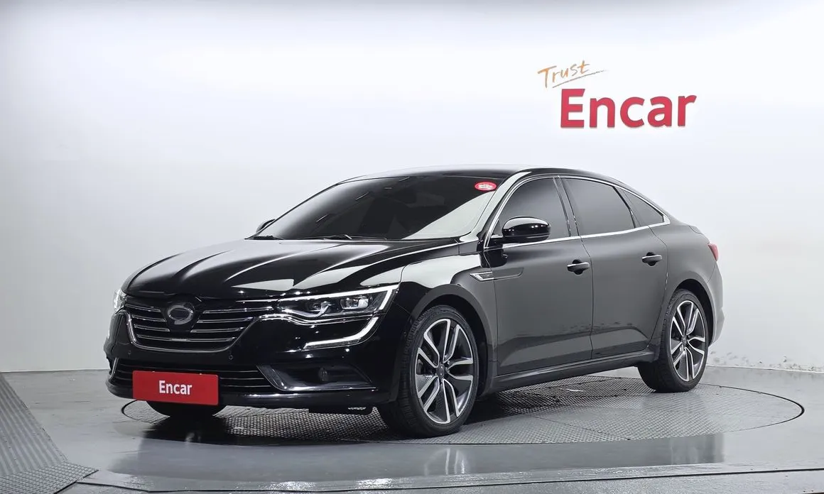 Renault SM6