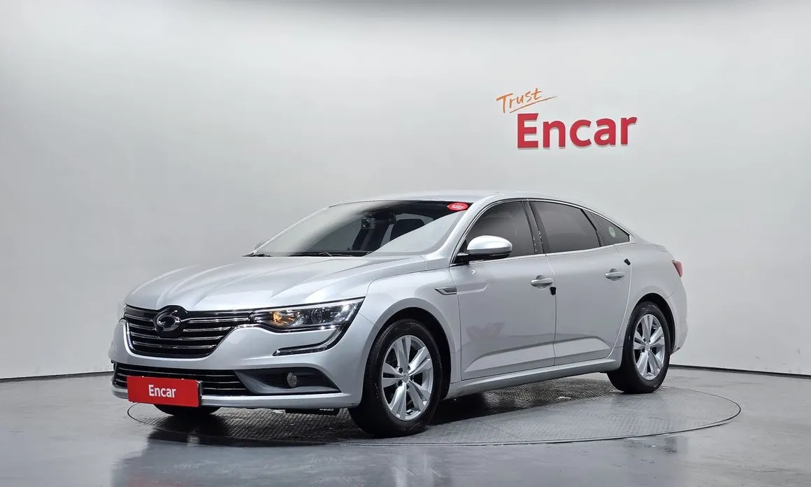 Renault SM6