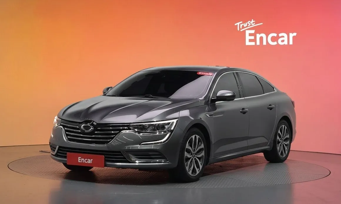 Renault SM6