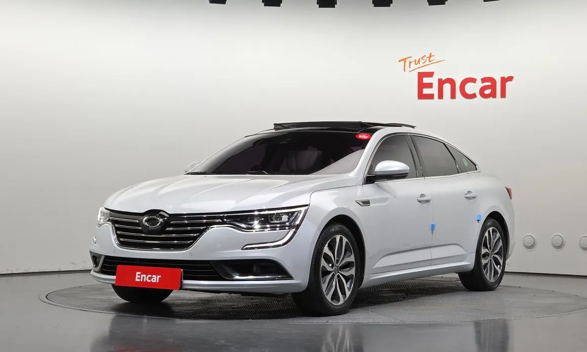 Renault SM6