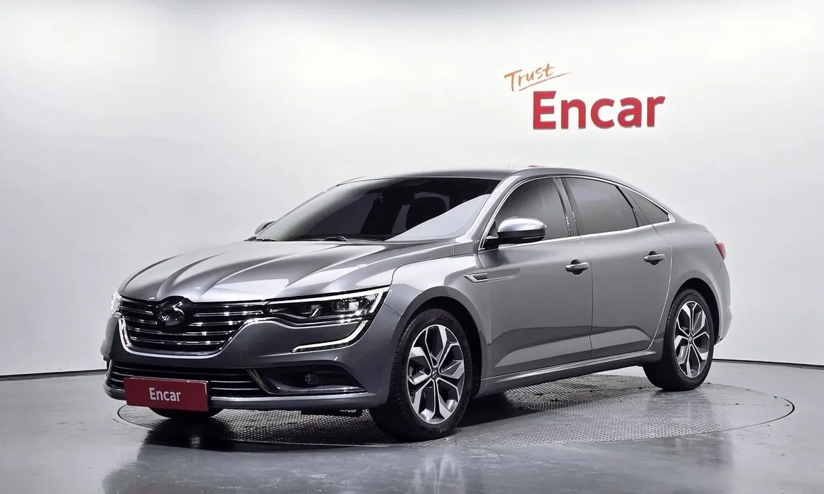 Renault SM6