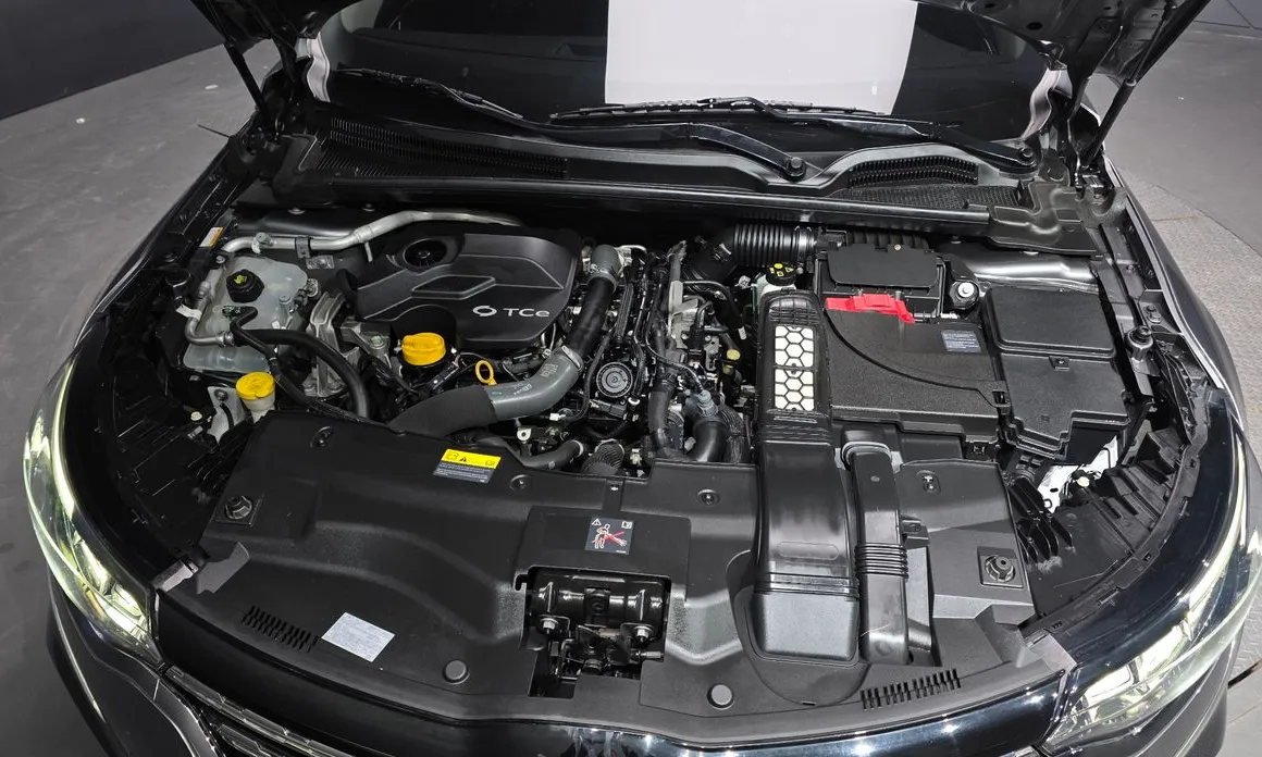 Renault SM6