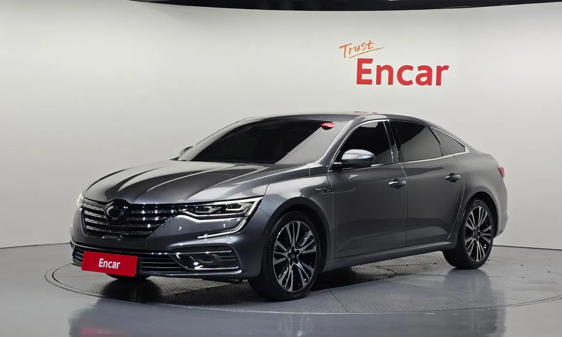 Renault SM6