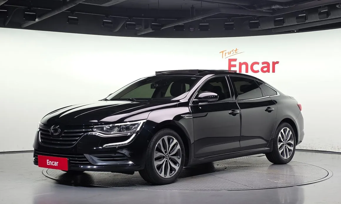 Renault SM6