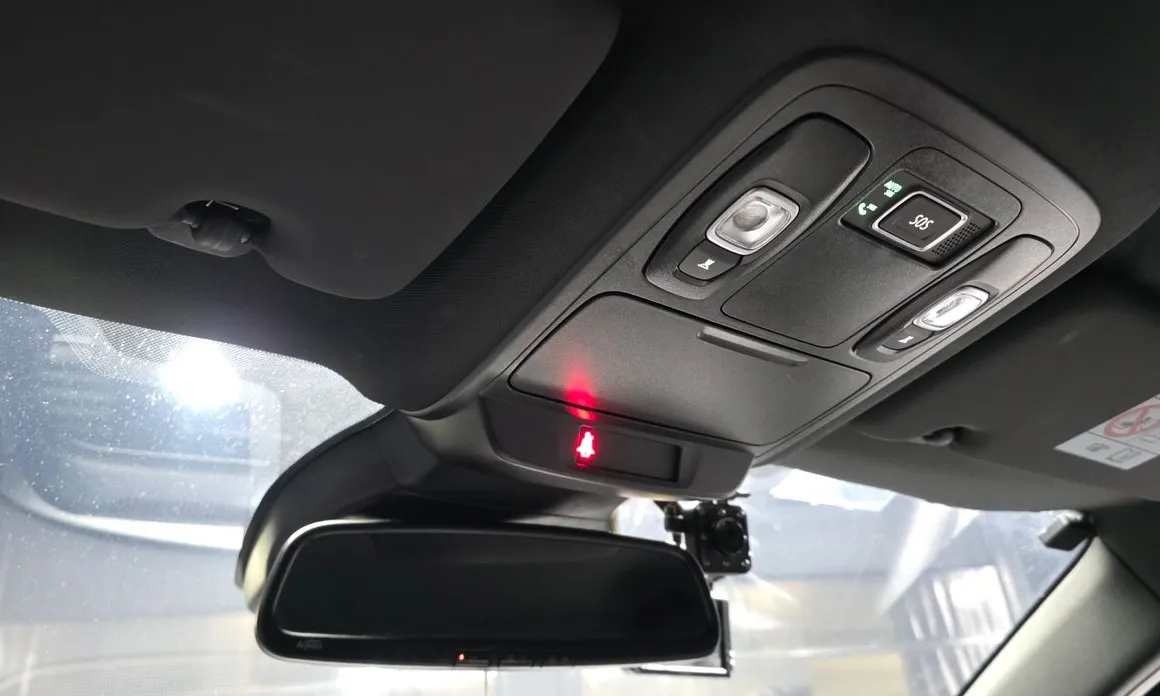 Renault SM6