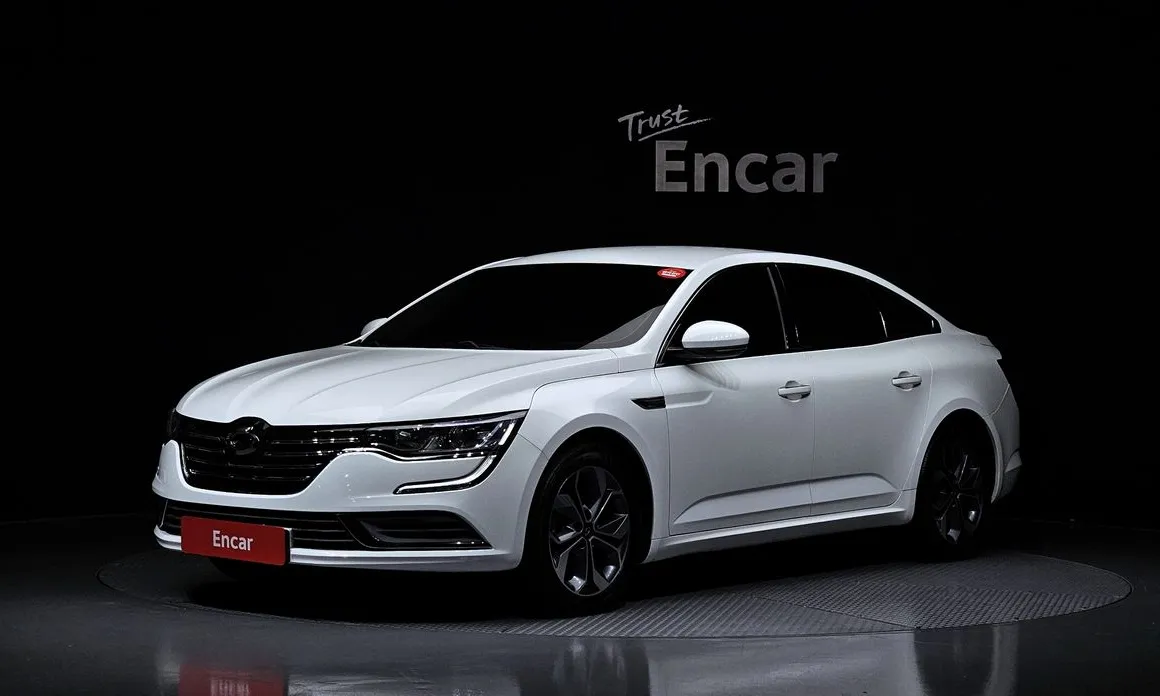 Renault SM6