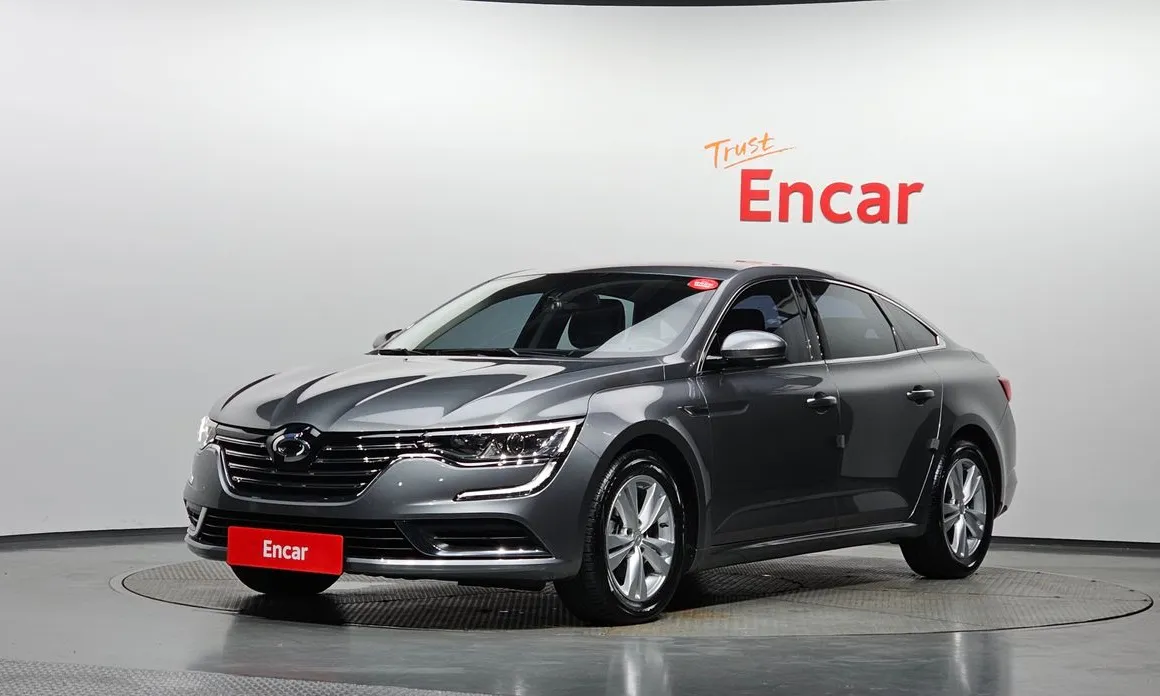 Renault SM6