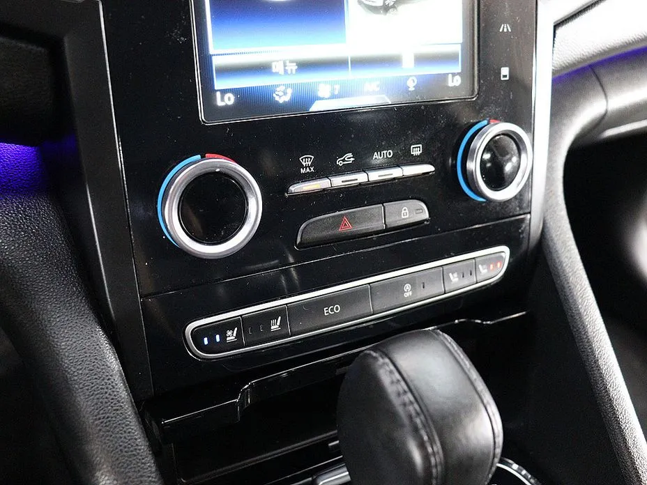 Renault SM6
