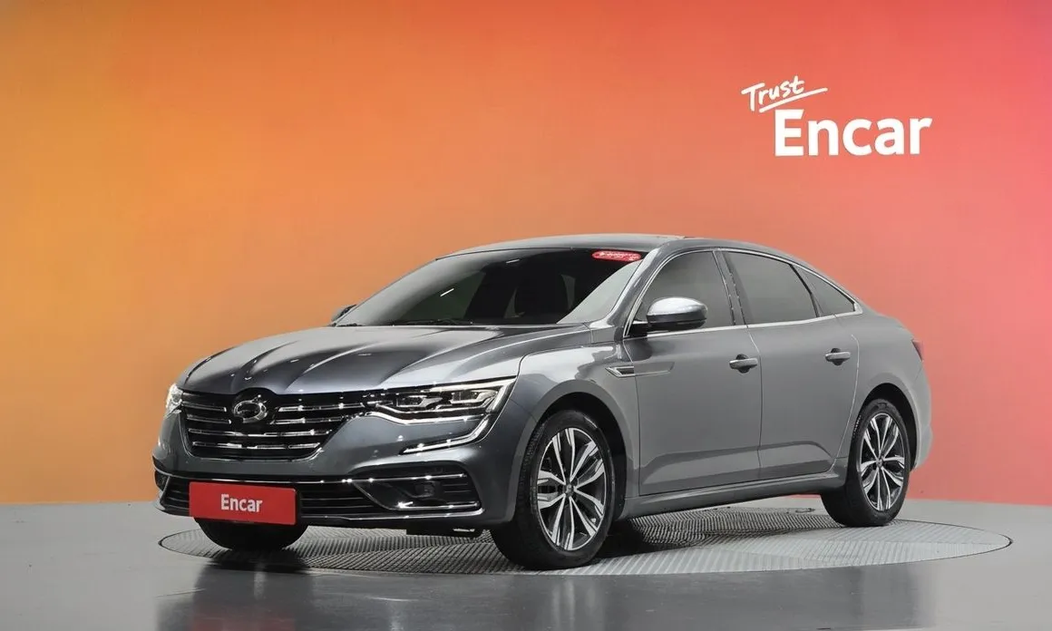 Renault SM6