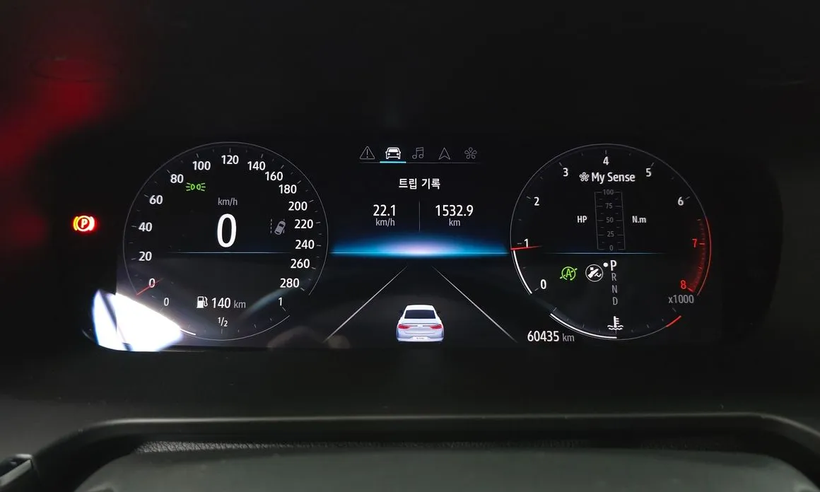 Renault SM6