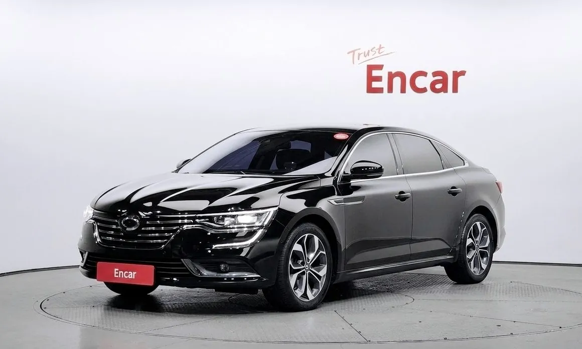 Renault SM6