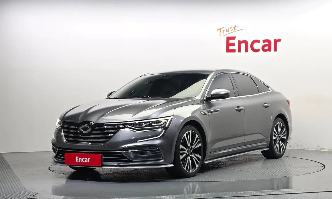 Renault SM6