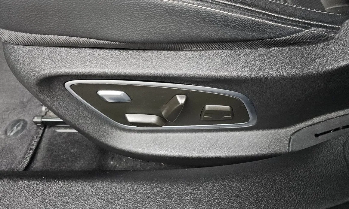 Renault SM6