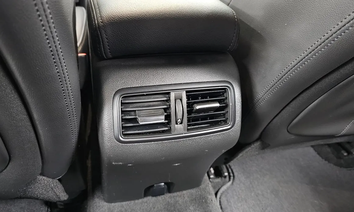 Renault SM6
