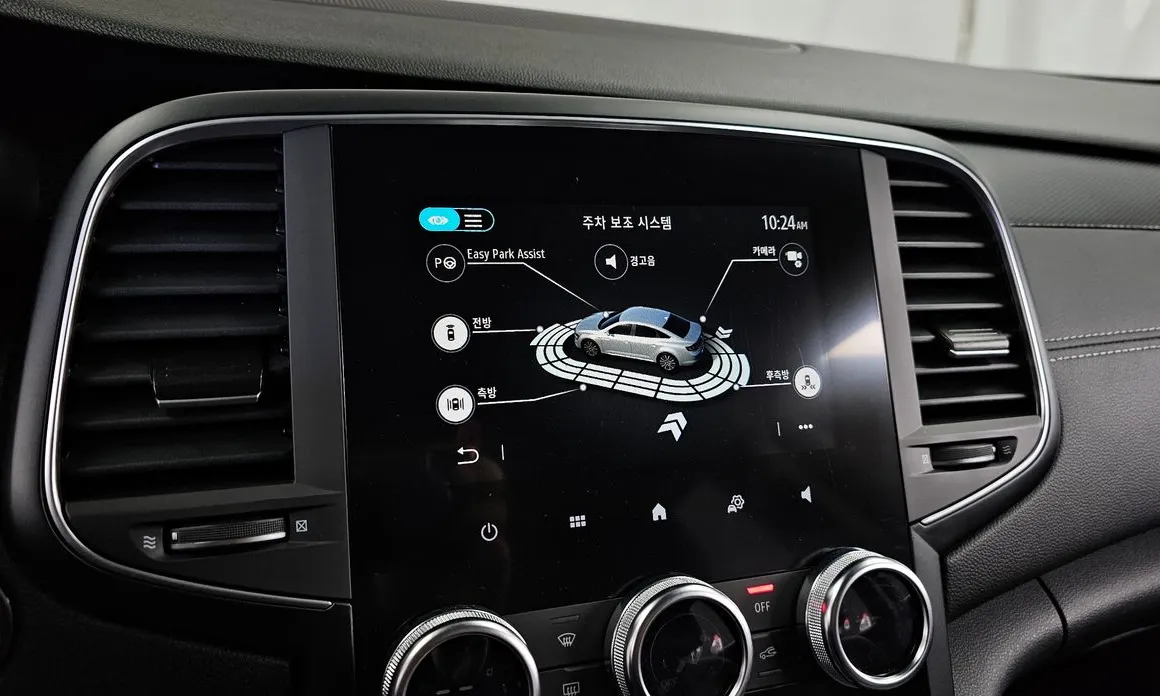 Renault SM6