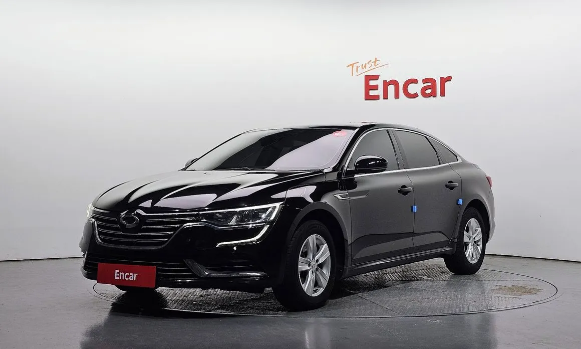 Renault SM6