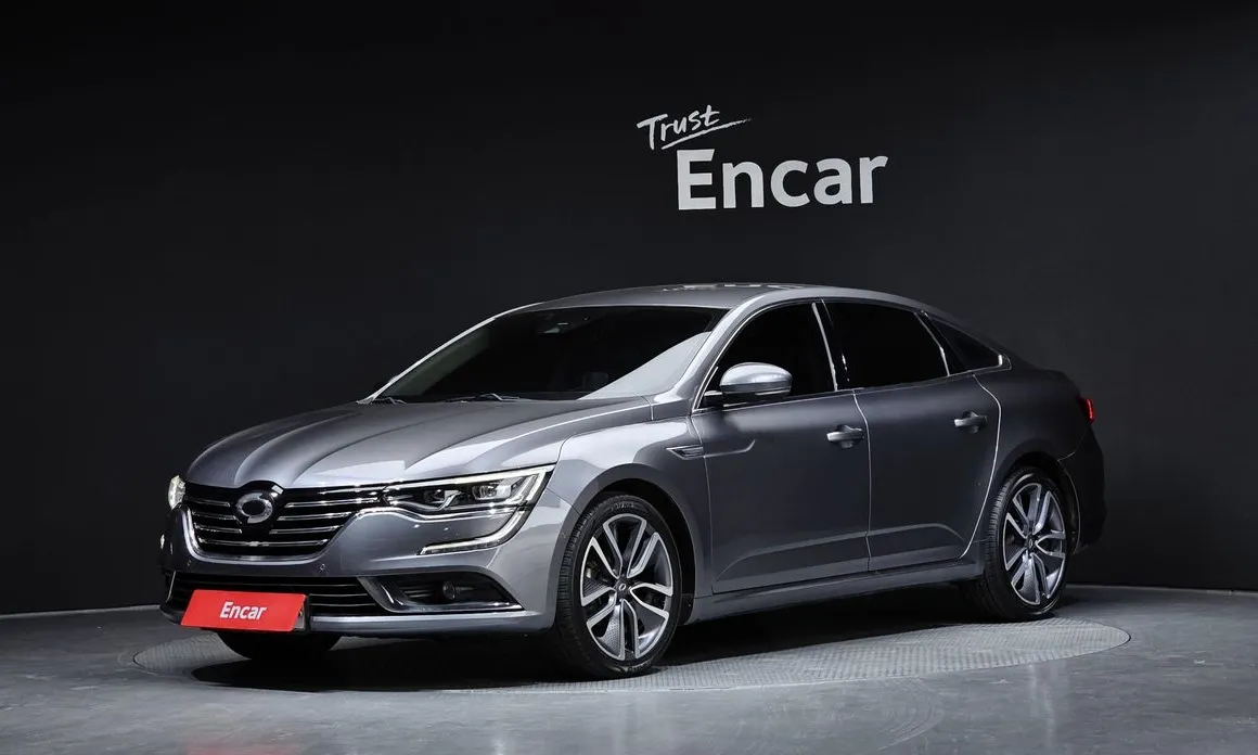 Renault SM6