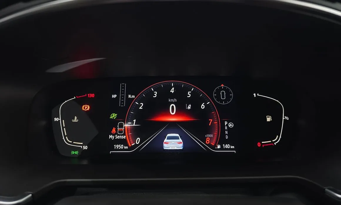 Renault SM6