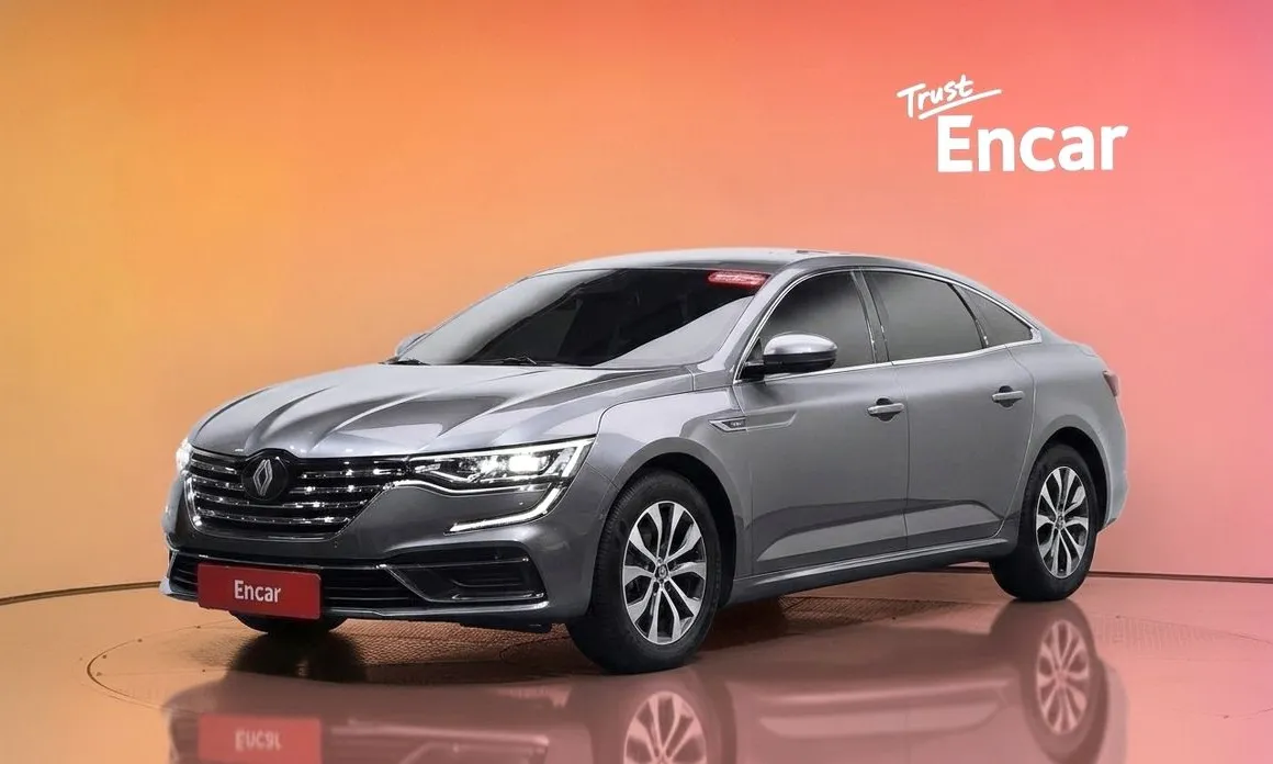 Renault SM6