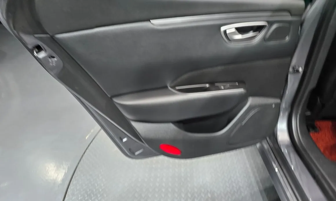 Renault SM6