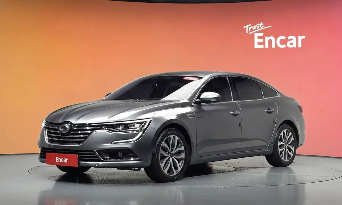 Renault SM6
