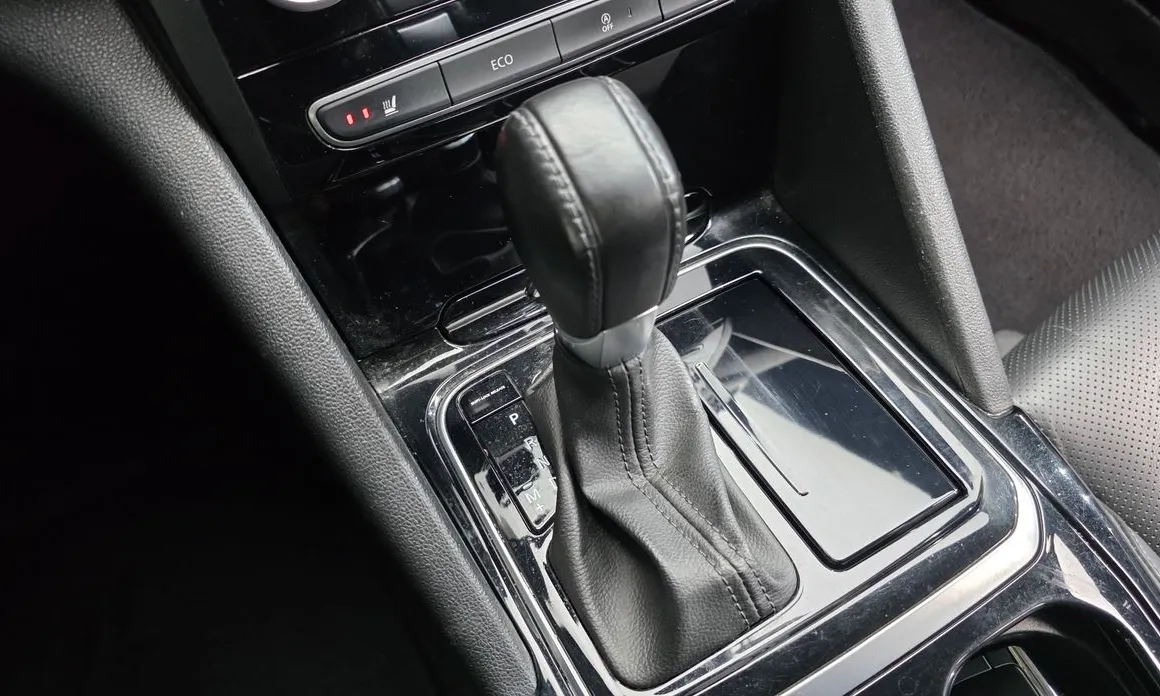 Renault SM6