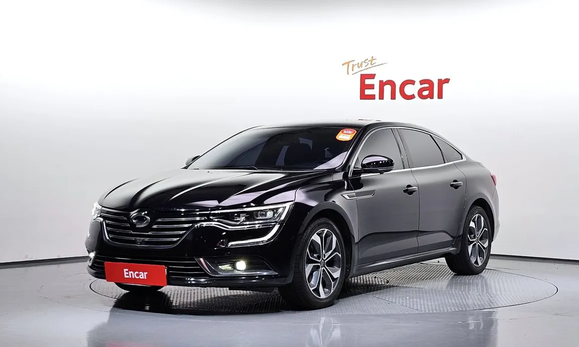 Renault SM6