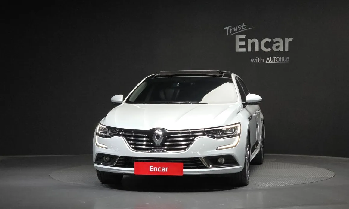 Renault SM6