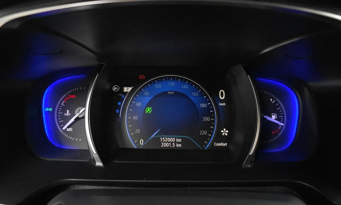 Renault SM6