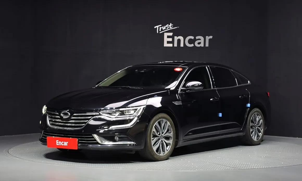Renault SM6