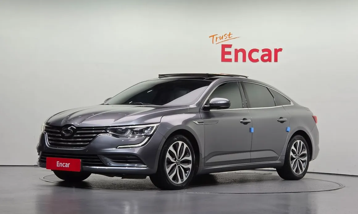 Renault SM6
