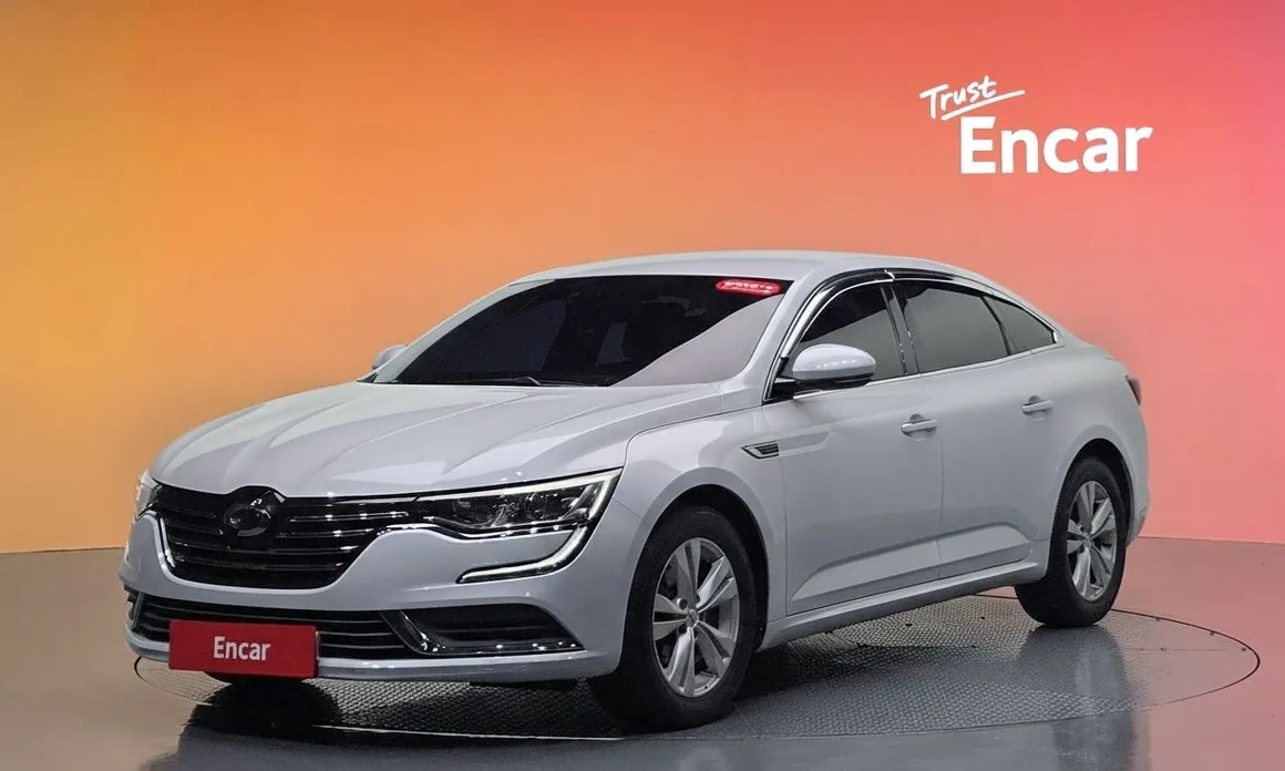 Renault SM6