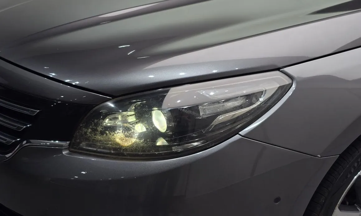 Renault SM7