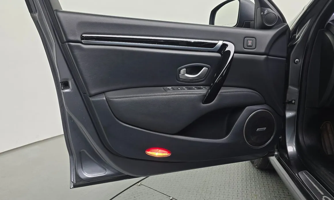 Renault SM7