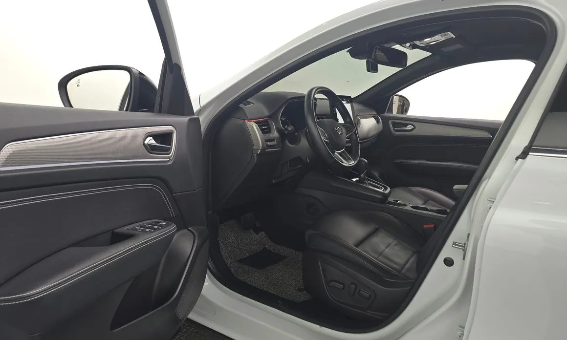 Renault XM3