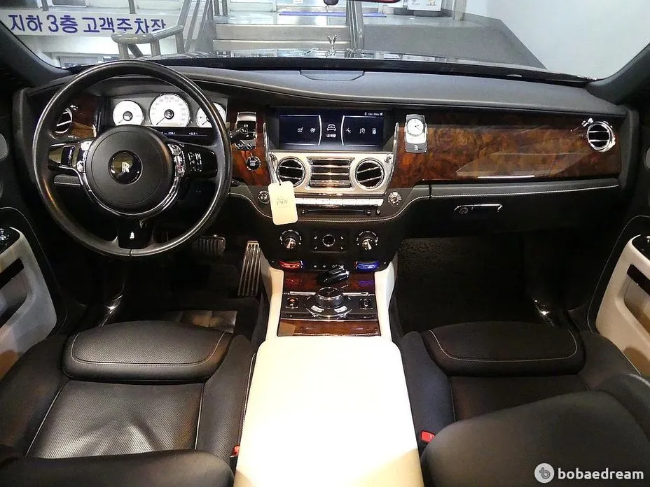 Rolls-Royce Ghost