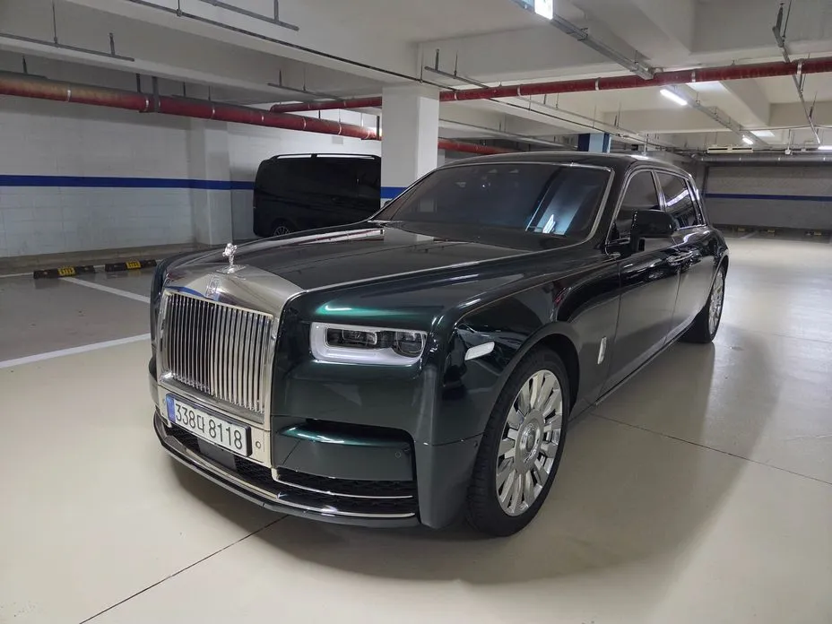 Rolls-Royce Phantom