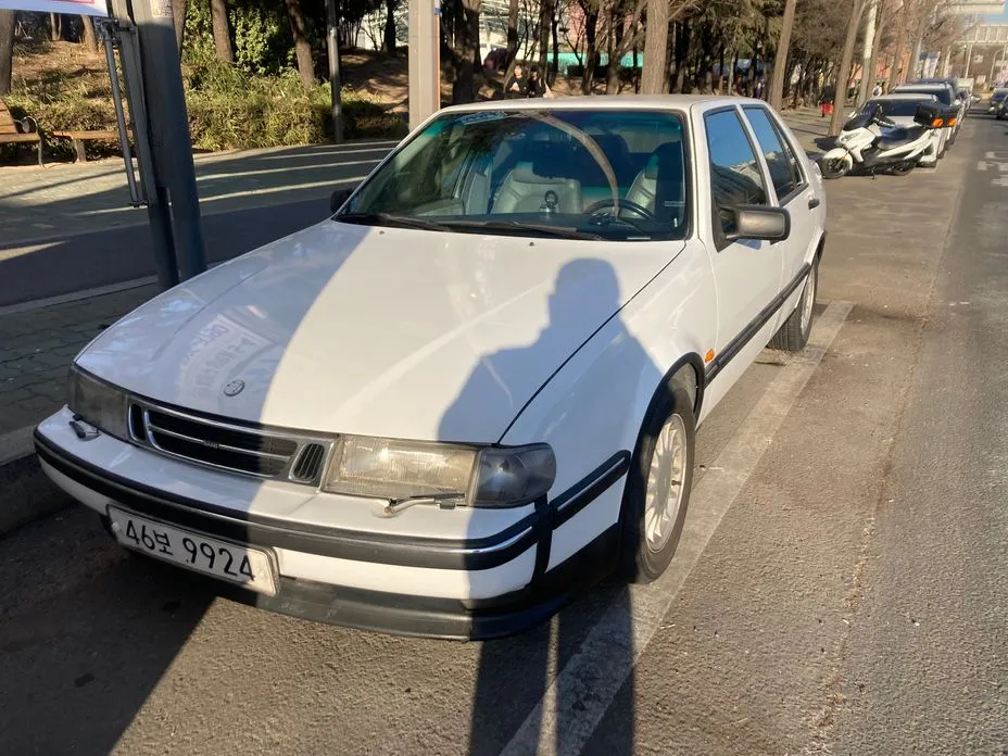 Saab 9000